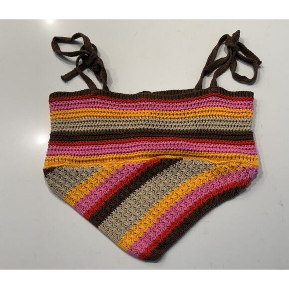 Urban Outfitters Crochet Crop Top Women’s Size Small Colorful Handkerchief Hem - Picture 1 of 10